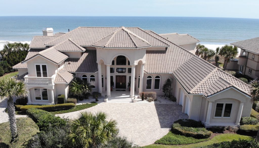 Safe low pressure roof cleaning for spanish tile
